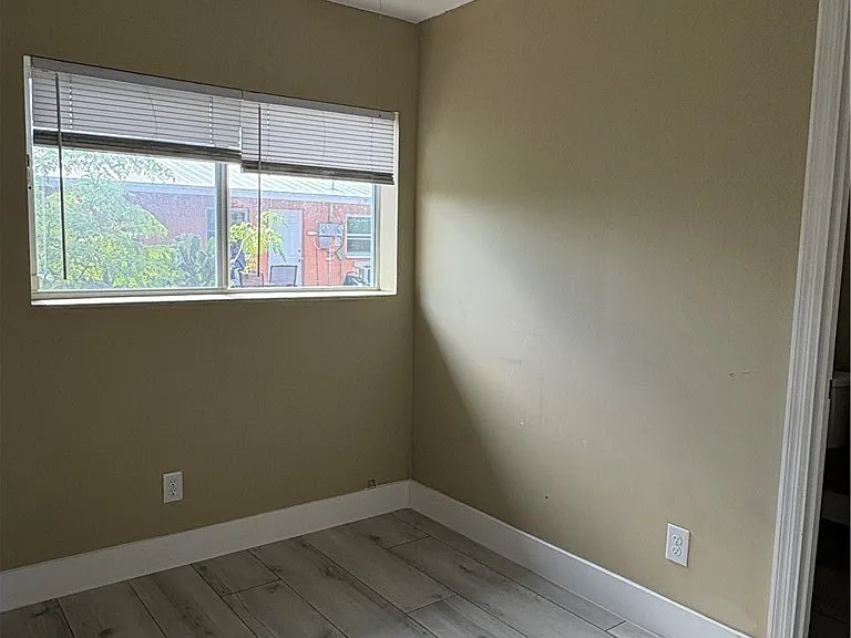 5510 3rd Ave #5504B — Photo 2
