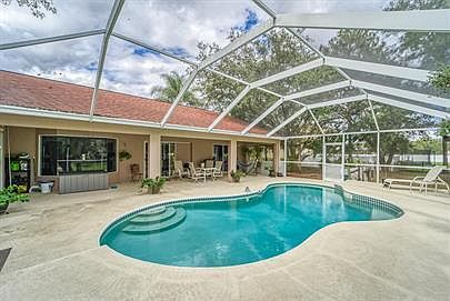 4th image of 7332 Pine Lands Dr