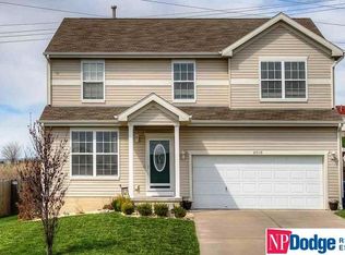 2510 Raven Ridge Dr, Bellevue, NE 68123