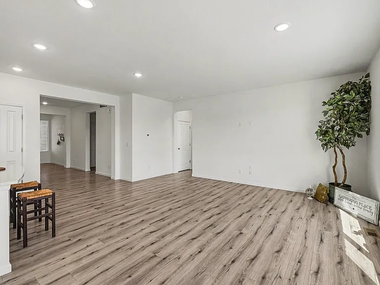 3371 Chilton Dr — Photo 9