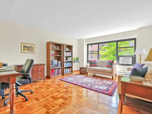 21-50 33rd Rd APT 3B, Astoria, NY 11106