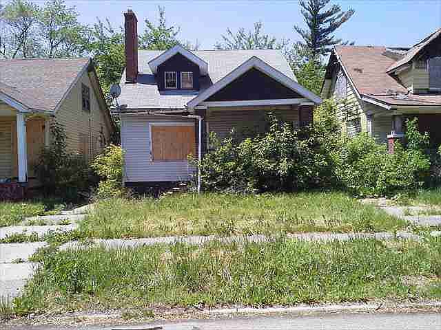13595 Cloverlawn