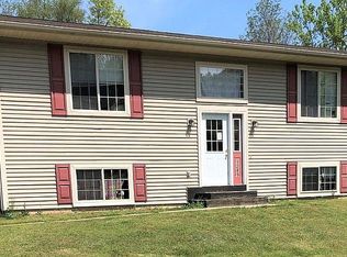 1243 Jack Pine Dr, Kalamazoo, MI 49006