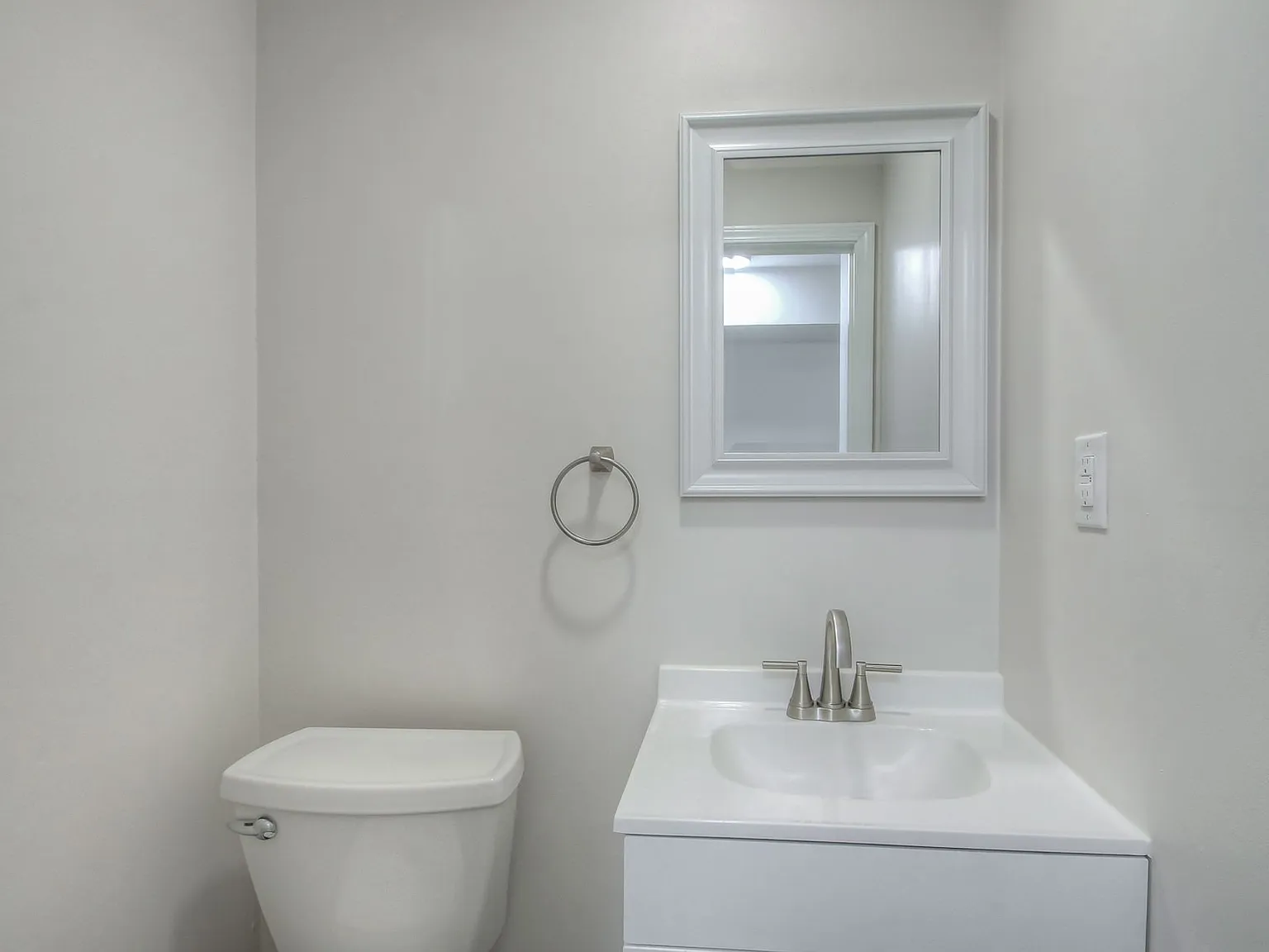2BR Home in Spring Hill — Photo 4