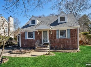 451 Central Park Dr, New Milford, NJ 07646