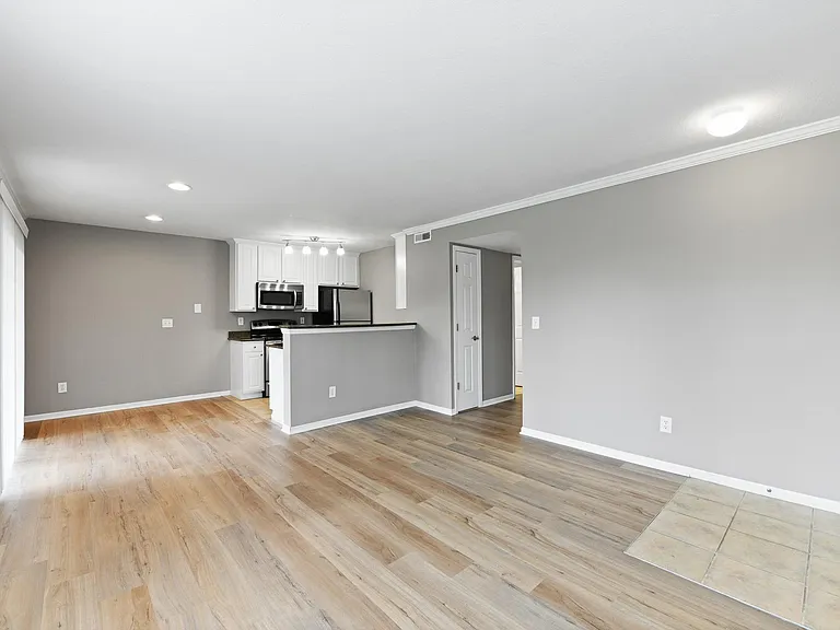 Heritage Glen — Photo 18