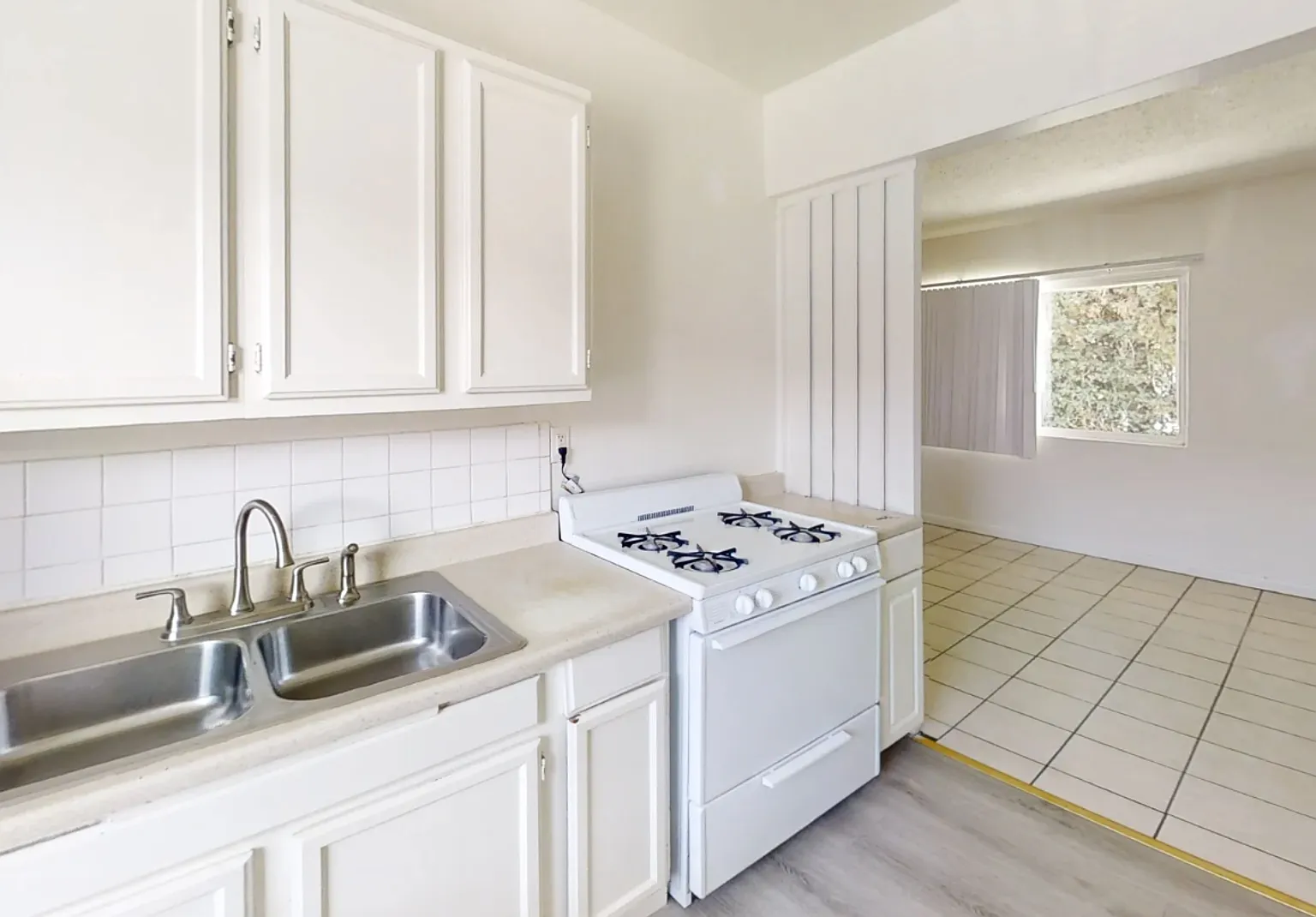 3348 Santa Fe Ave, Long Beach — Photo 1