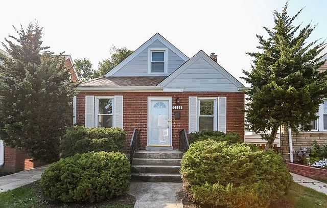 1st image of 4332 N Ottawa Ave