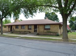 4525 W Ridge Ct, Milwaukee, WI 53216