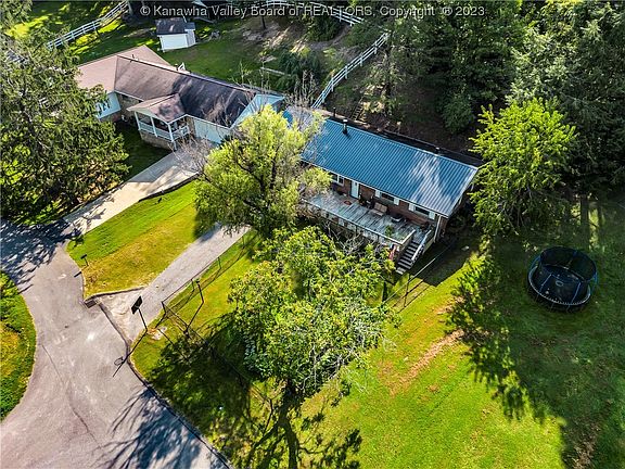 5th image of 119 Christa Cir