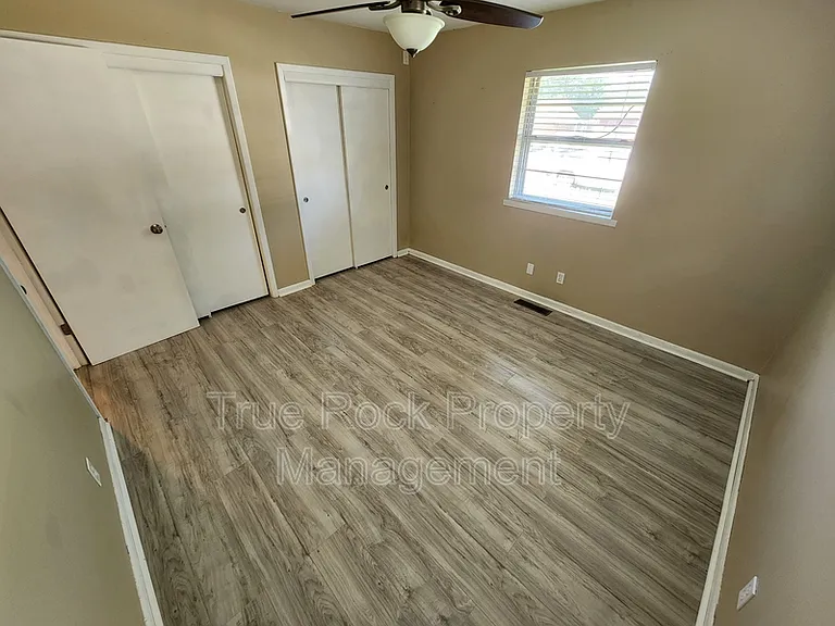 925 N Linda Ave — Photo 12