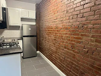 Rented by Gravity Real Estate Advisors