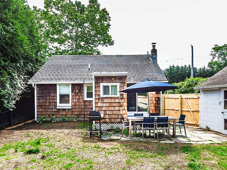 126 Norris Ln — Photo 21