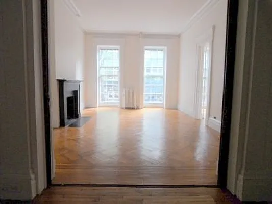 Rented by Exit Realty Landmark | media 26