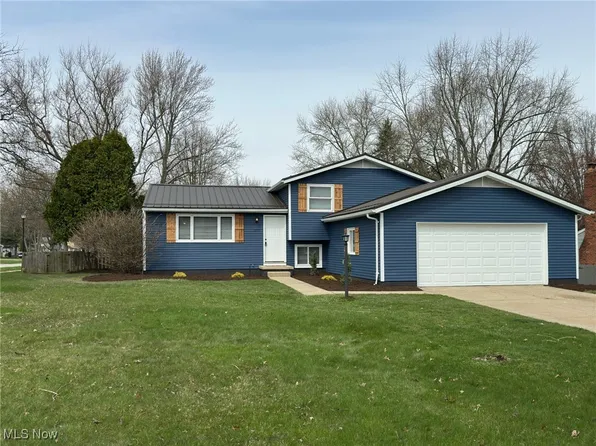 1675 Belfair Dr, Twinsburg, OH 44087