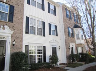 15610 King Louis Ct, Charlotte, NC 28277