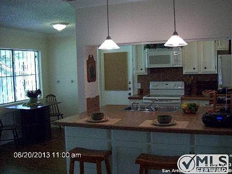 2nd image of 5810 Fort Stanwix St