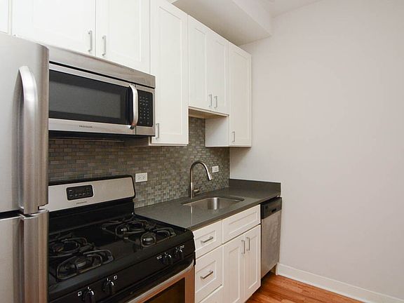 2nd image of 2420 N Kedzie Blvd #80B