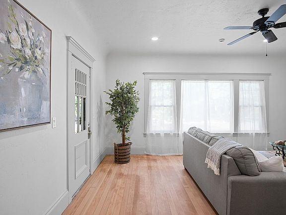 3rd image of 1018 P St