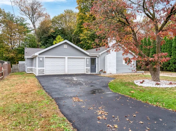 84 Connecticut Avenue, Newington, CT 06111