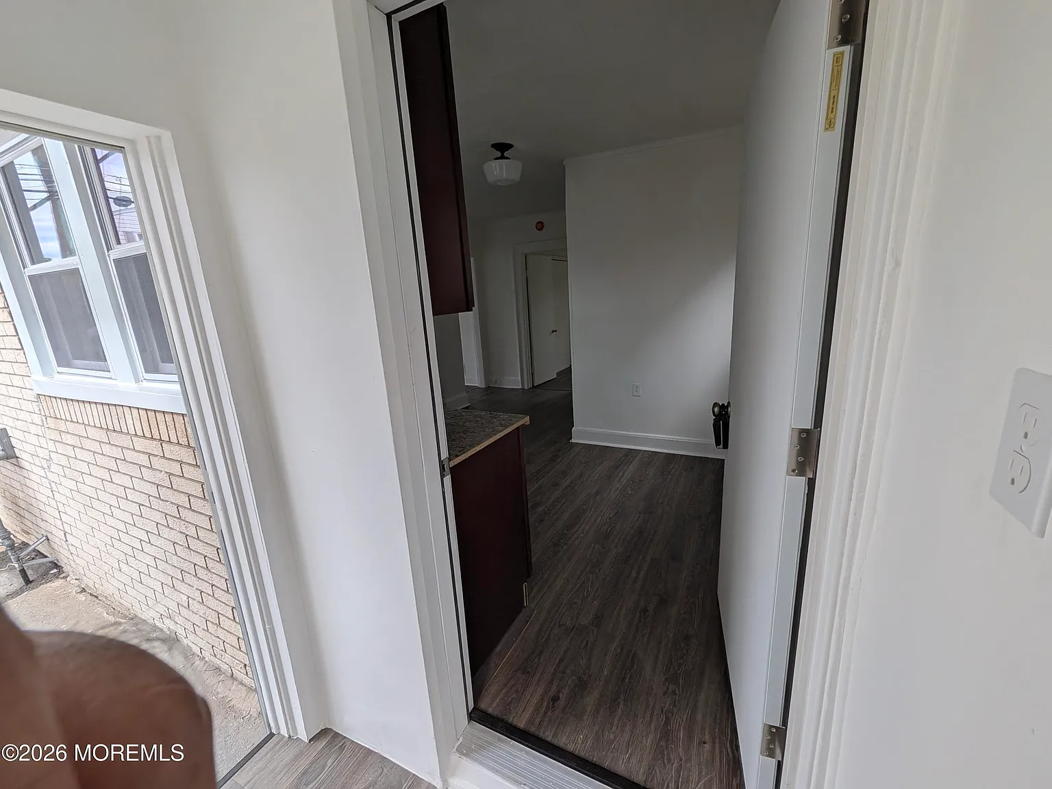 2 bed, 1524 sqft, $2,600 — Photo 4