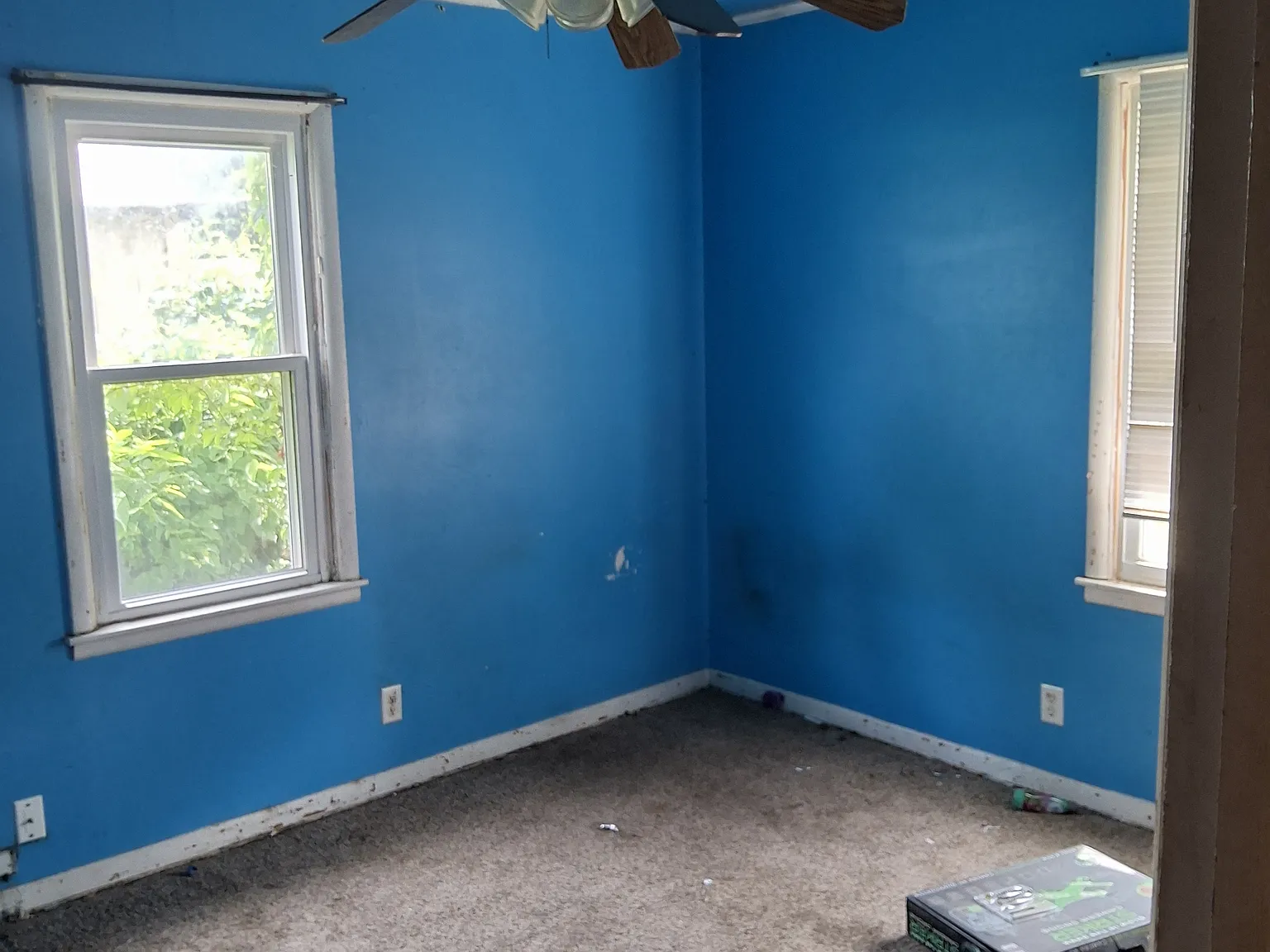 3 bed, 888 sqft, $1,100 — Photo 2