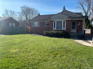 27225 Lyndon, Redford, MI 48239