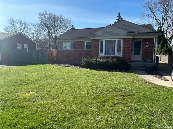 27225 Lyndon, Redford, MI 48239