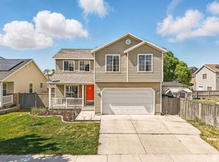 4113 E Cattle Dr, Eagle Mountain, UT 84005