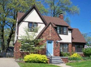 1021 S Denwood St, Dearborn, MI 48124