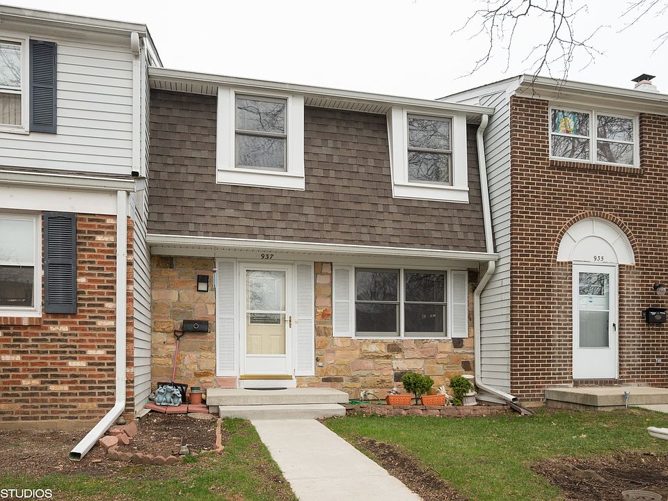 1st image of 937 Banbury Ct