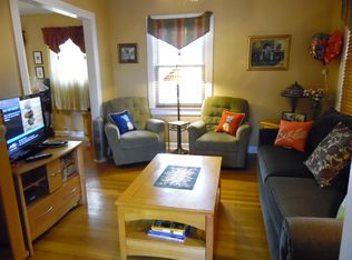 1027 Elm Ave, Ridgefield, NJ 07657