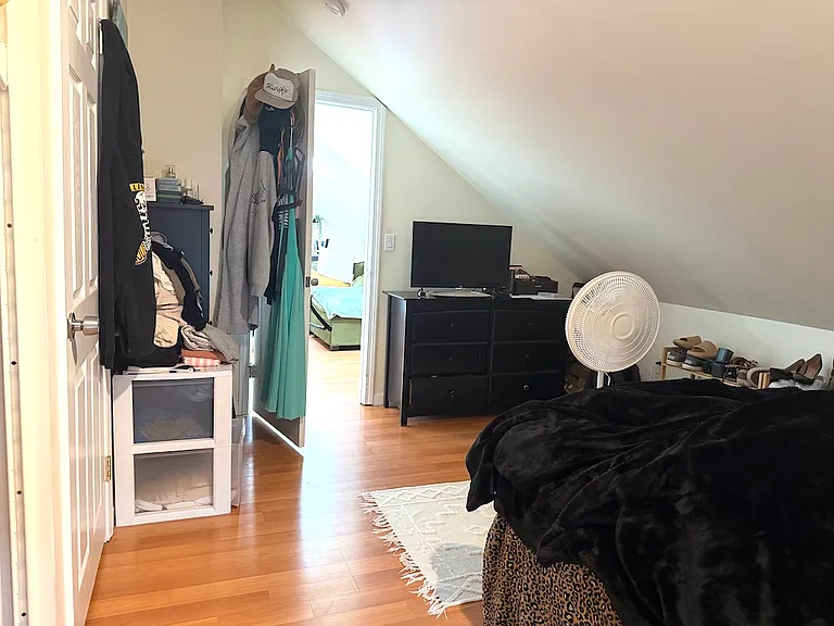 35-37 Webster St #3 — Photo 9