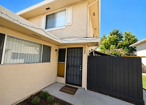 6544 Bremen Dr Photo 1