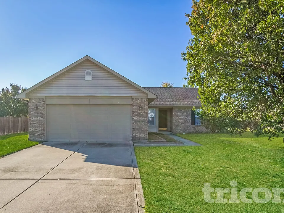8623 Robin Run Way