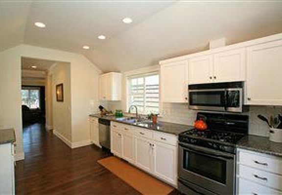 4th image of 514 N 74th St