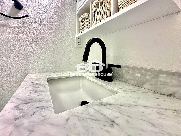 2103 Willis Ave — Photo 11