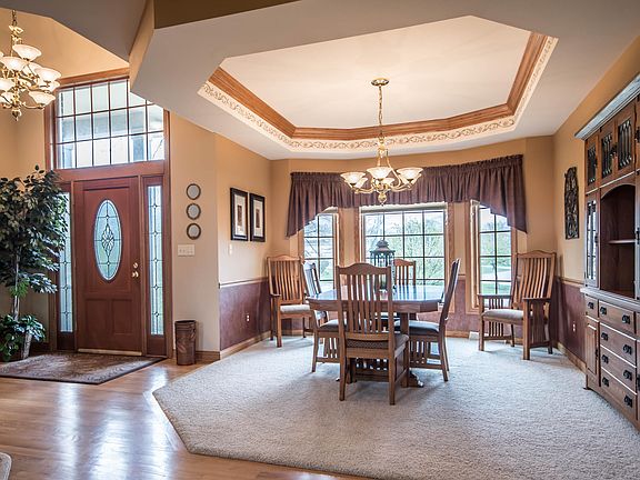 4th image of 731 River Reserve Dr