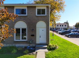 27 Turner Dr #25, Sarnia, ON N7S4R9