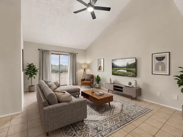 14 Juan Rd, Los Lunas, NM 87031
