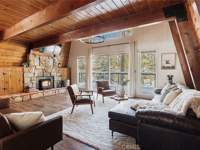 42881 Hawk Dr, Big Bear Lake, CA, 92315