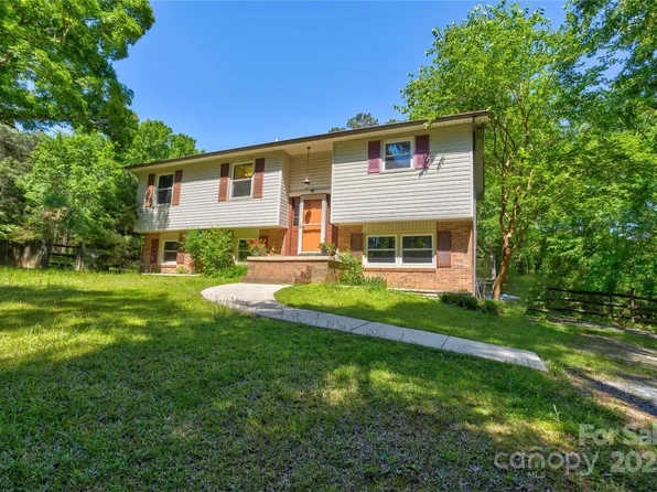 11861 State Highway 73 Hwy E, Mount Pleasant, NC 28124