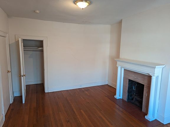5th image of 1719 Lamont St NW