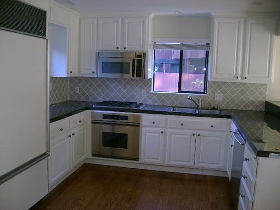 3rd image of 44713 Garden Ct