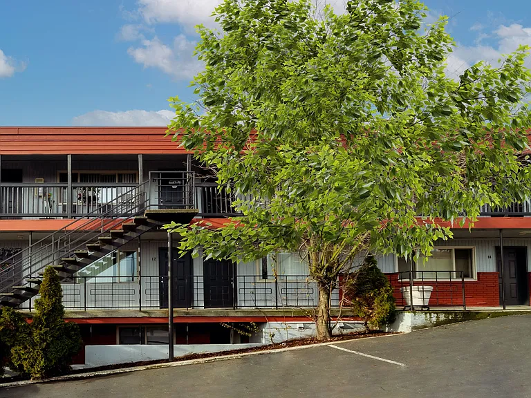 Edmonds 28 — Photo 10