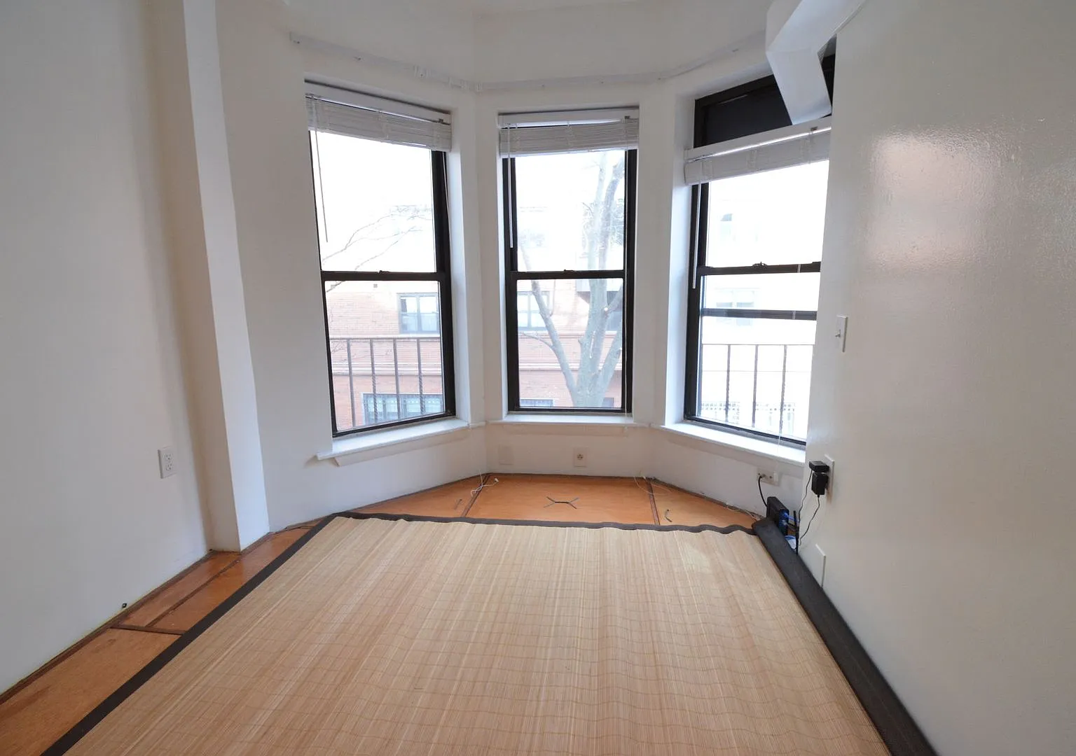 Charming Back Bay Studio — Photo 4