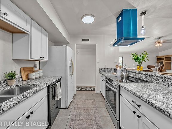 5th image of 6705 Greenfield Dr