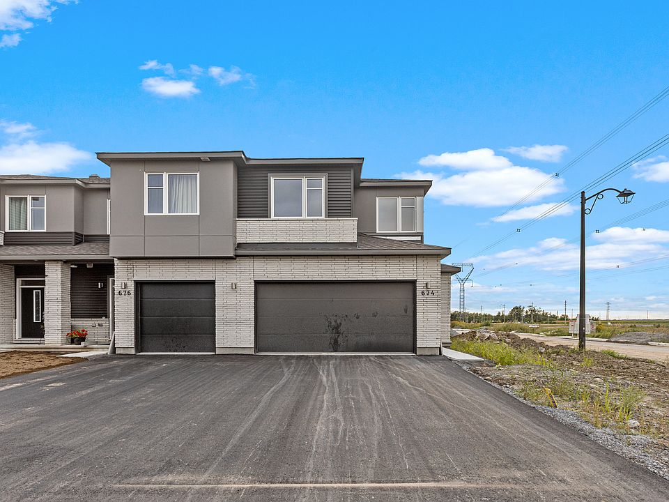 1st image of 689 Taliesin Cres #1