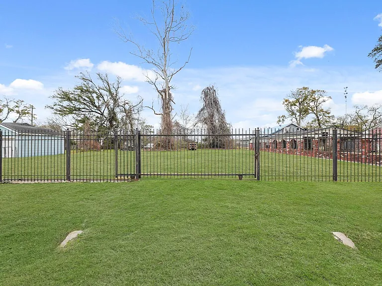 7502 Ley Rd — Photo 42