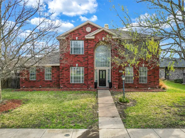 2913 Spartacus Dr, Grand Prairie, TX 75052